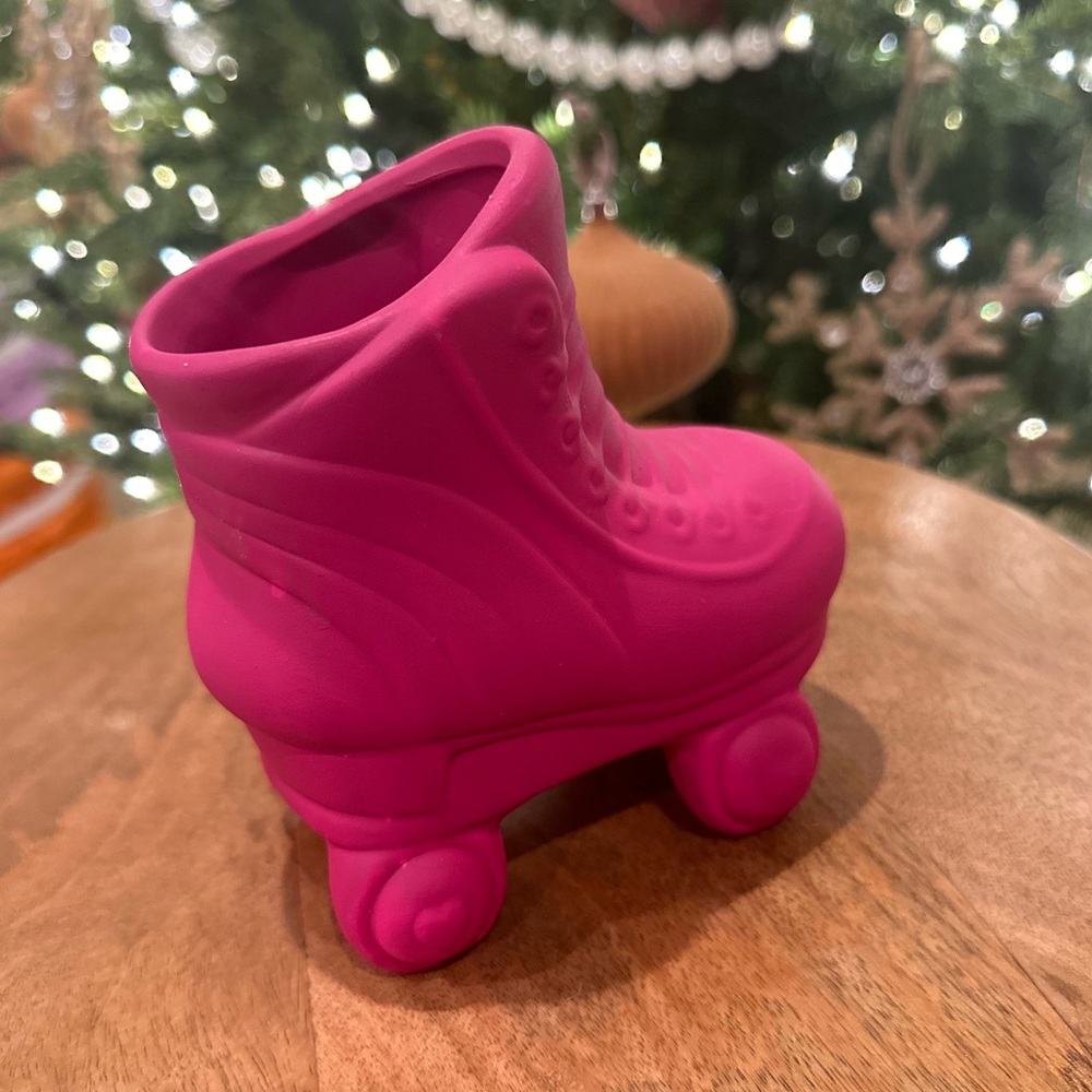 Target playground dollar spot hot pink skate pencil holder planter pot ceramic - Picture 3 of 8